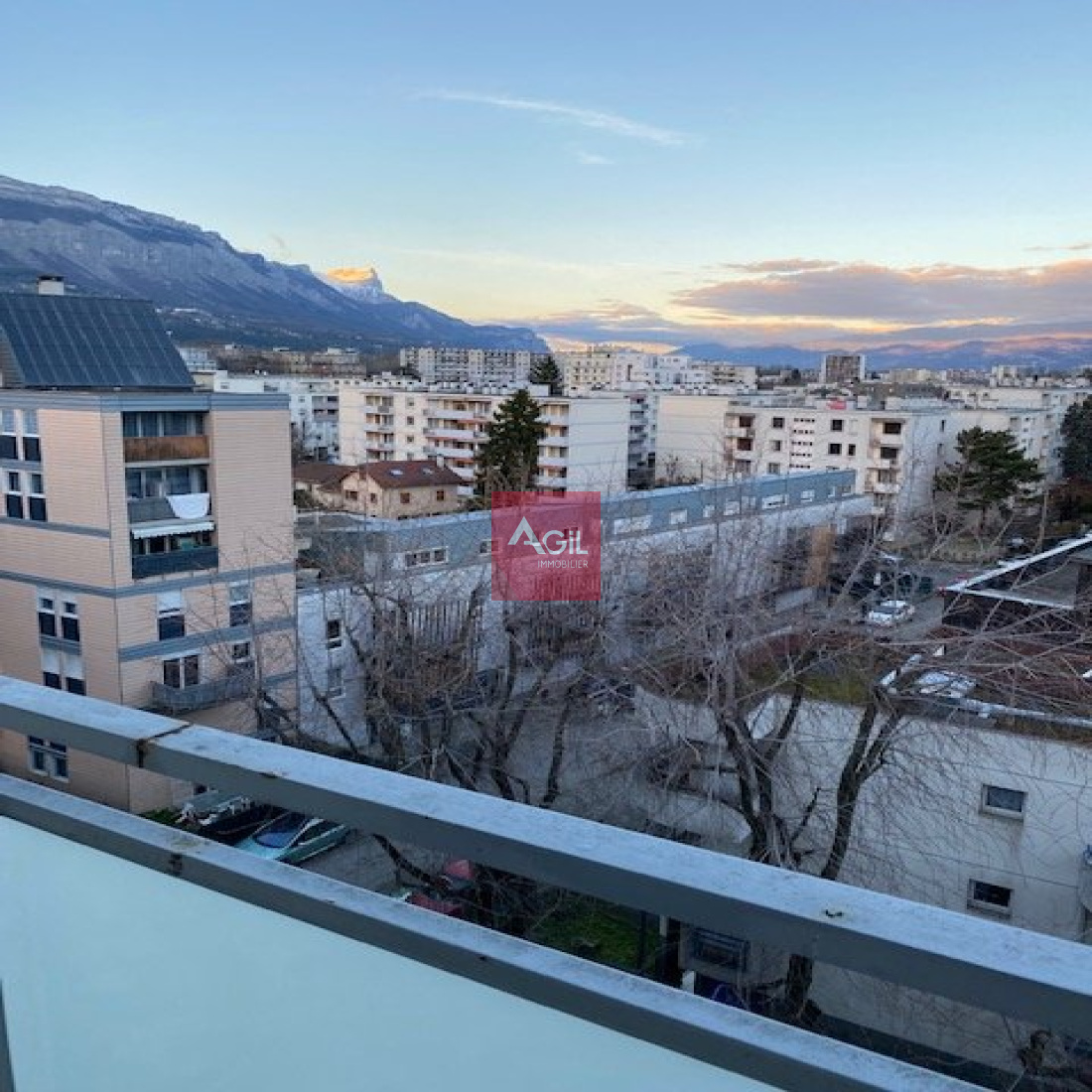 location Studio GRENOBLE 32 Avenue Jeanne d'Arc